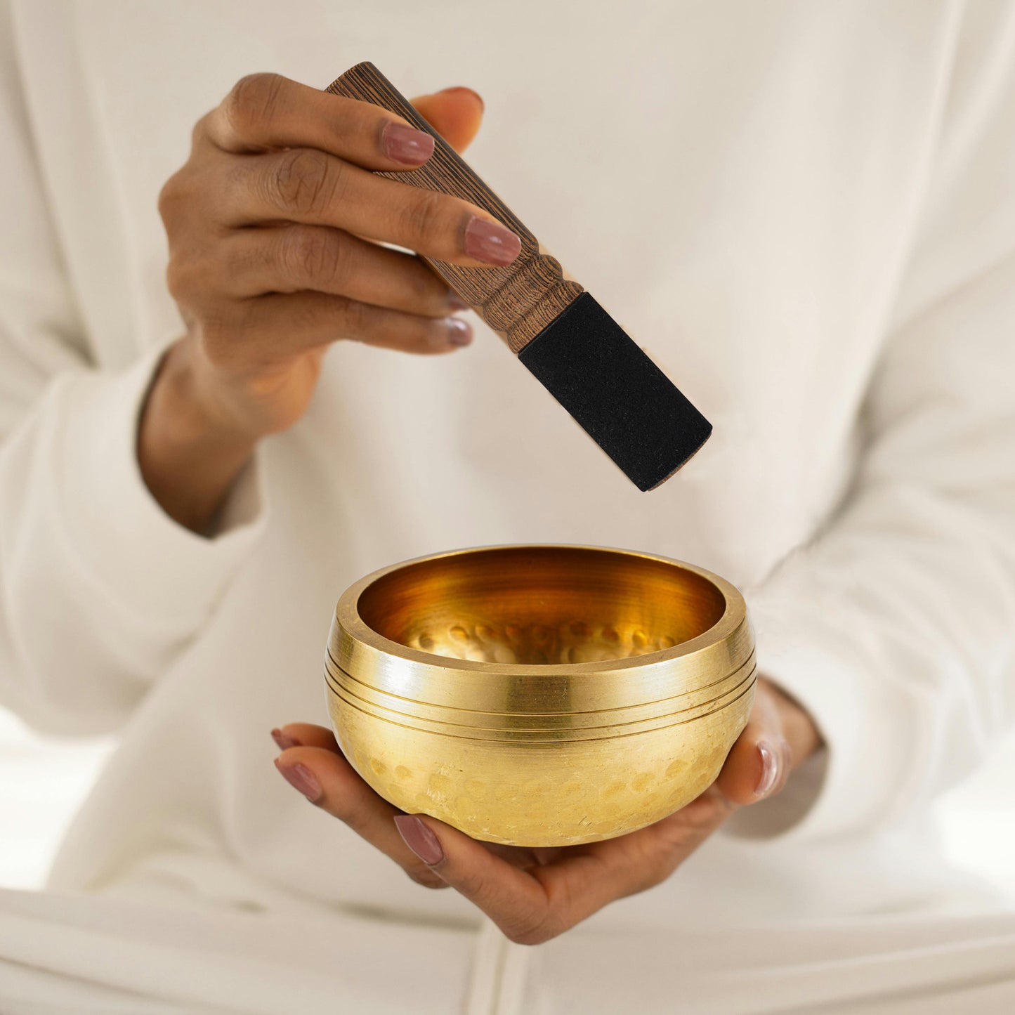 Hand-Hammered Singing Bowl with Textured Design – 9.5 / 12 / 15 cm | Meditation & Healing