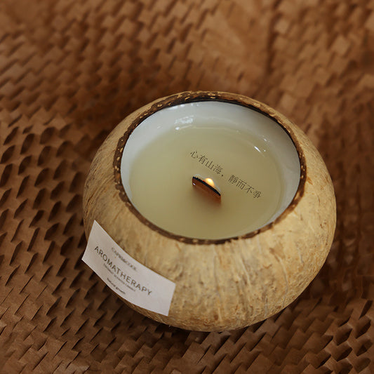 Natural Coconut Shell Candle – Handcrafted Aromatherapy in Floral or Herbal Scents
