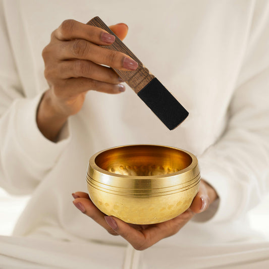 Hand-Hammered Singing Bowl with Textured Design – 9.5 / 12 / 15 cm | Meditation & Healing